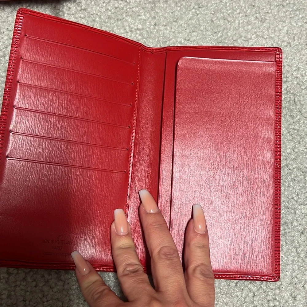 Authentic Louis Vuitton red EPI  bundle of 5pc - Picture 10 of 17